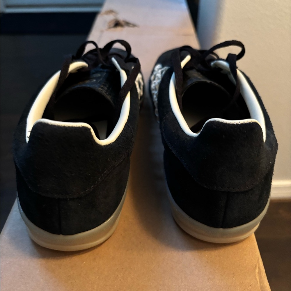 Adidas Gazelle Sneakers – Women’s Size 7 – Black/White/Gum Classic - Picture 3 of 5